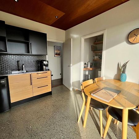 Fiordland Eco-Retreat -- Panoramic Views -- Hot Tub Villa Te Anau Ngoại thất bức ảnh