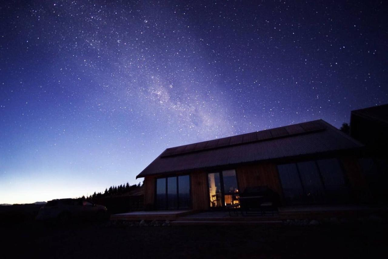 Fiordland Eco-Retreat -- Panoramic Views -- Hot Tub Villa Te Anau Ngoại thất bức ảnh