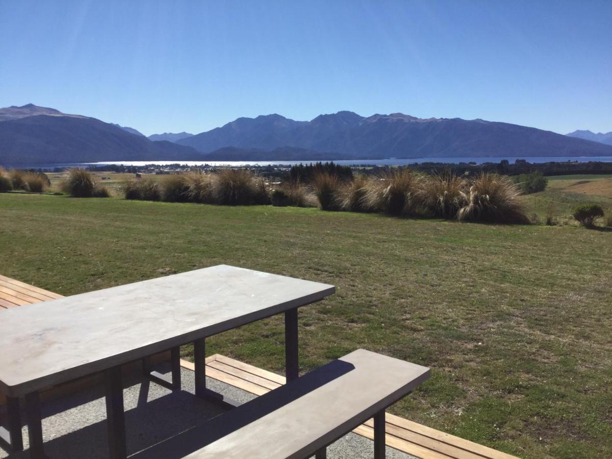 Fiordland Eco-Retreat -- Panoramic Views -- Hot Tub Villa Te Anau Ngoại thất bức ảnh