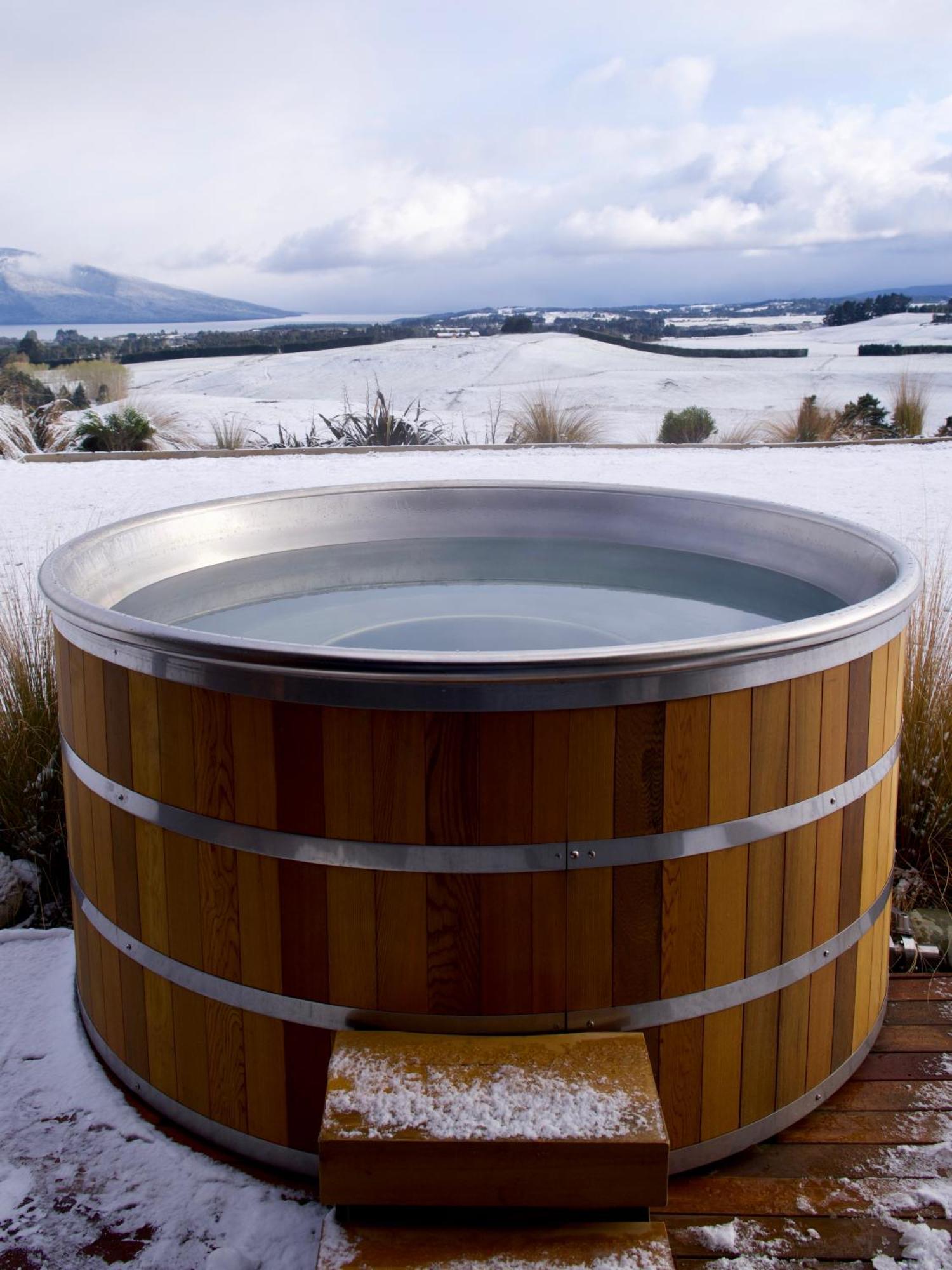 Fiordland Eco-Retreat -- Panoramic Views -- Hot Tub Villa Te Anau Ngoại thất bức ảnh